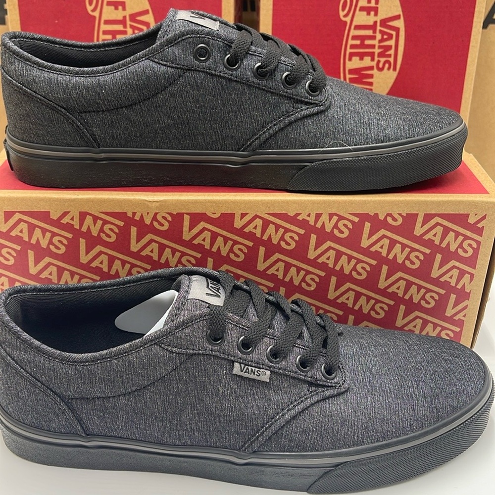 Vans Men’s Atwood
(Varsity Textile) Black/Pewter
VN0A45J9VEJ
Sneakers